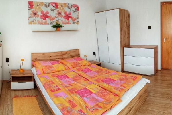 Ogłoszenie - Noclegi na Węgrzech nad Jeziorem Balaton - Świdnica - 110,00 zł