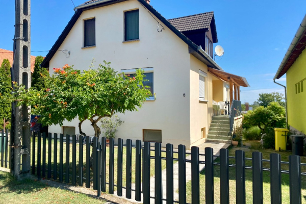 Ogłoszenie - Noclegi na Węgrzech nad Jeziorem Balaton - Świdnica - 110,00 zł