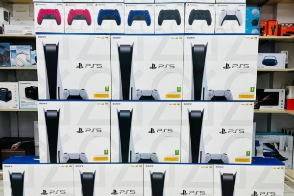 Ogłoszenie - Wholesale supplies of Original Brand new PlayStation 5 pro available in stock  20% wholesle discount prices - 250,00 zł