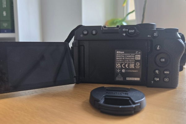 Ogłoszenie - Nikon Z 30 Vlogger Kit + torba + 2x karta 64gb. Zdjęcie 3