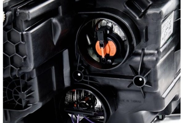 Ogłoszenie - Lampa przednia Lewa Volkswagen Crafter II Man TGE 2017-2025 Reflektor przedni Kierowcy przód Volkswagen Grand California. Zdjęcie 3
