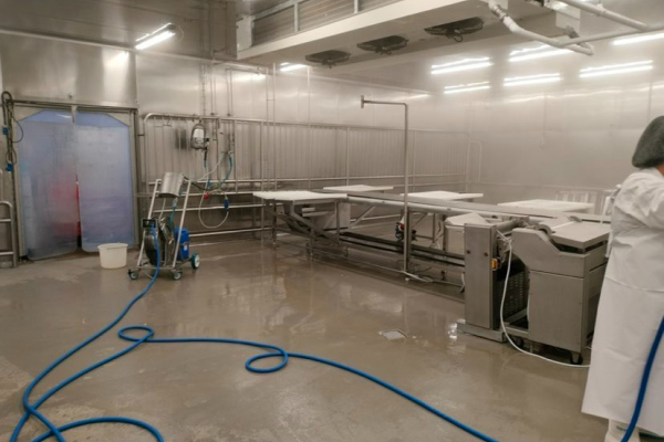 Ogłoszenie - Profesjonalne sprzątanie fabryk i zakładów produkcyjnych – EKOBRIS Warszawa. Zdjęcie 1