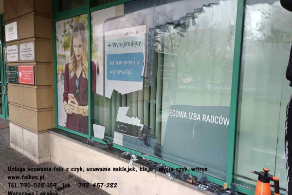 Ogłoszenie - Legionowo- usługa zrywania , usuwania starej folii, usuwanie kleju, mycie okien, szyb, witryn - Demontaż folii Legionowo. Zdjęcie 3