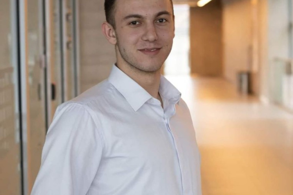Ogłoszenie - Konsultacje z finansów, wyceny, analizy finansowe. Zdjęcie 1