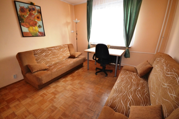 Ogłoszenie - 4pok, 78met, okolice Siemieńskiego BALKON/PIWNICA. Zdjęcie 1