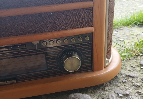 Ogłoszenie - Stare Radio z adapterem dla kolekcjonera.. Zdjęcie 8