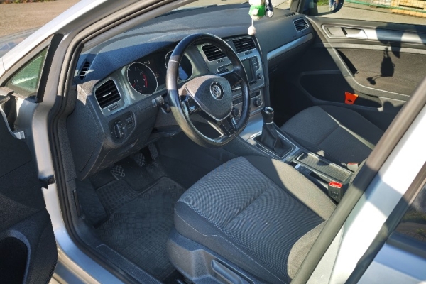 Ogłoszenie - Volkswagen Golf VII 1.2 TSI TRENDLINE 2017. Zdjęcie 4