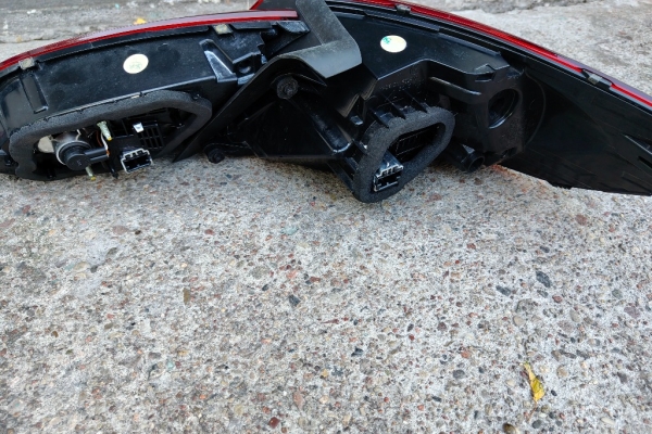 Ogłoszenie - Lampy VW CC tył lifting. Zdjęcie 10