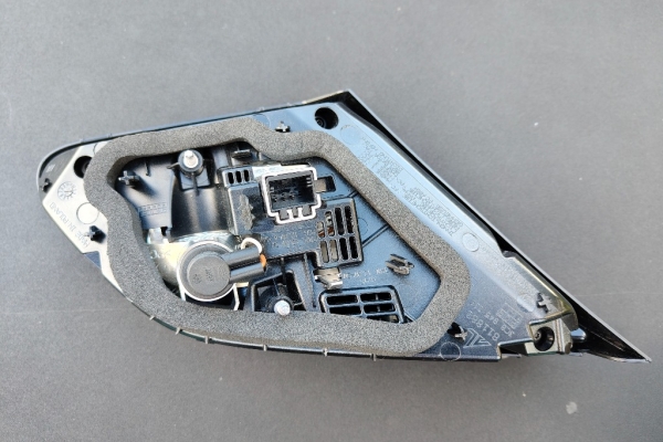 Ogłoszenie - Lampy VW CC tył lifting. Zdjęcie 7