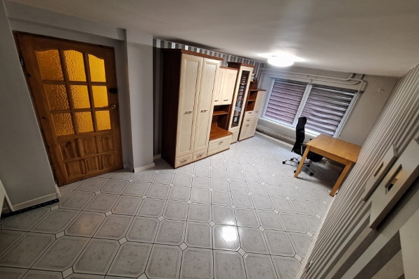 Ogłoszenie - 2pok, 58met, ul. Sienkiewicza PIWNICA/PARKING (Wrocław). Zdjęcie 2
