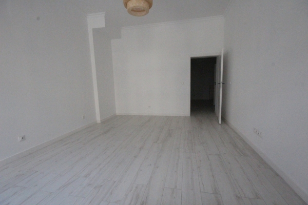 Ogłoszenie - Lokal (72met) okolice Parku Tołpy BALKON/PARKING (Wrocław). Zdjęcie 2