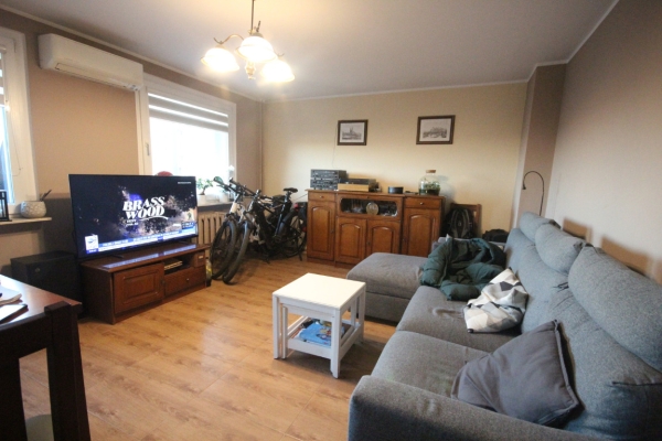 Ogłoszenie - 2pok, 47met, okolice Piławskiej BALKON/PIWNICA/WINDA (Wrocław). Zdjęcie 2