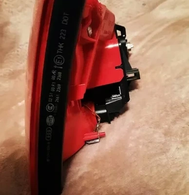 Ogłoszenie - Tylna prawa lampa LED do Audi A4 B8. Zdjęcie 5
