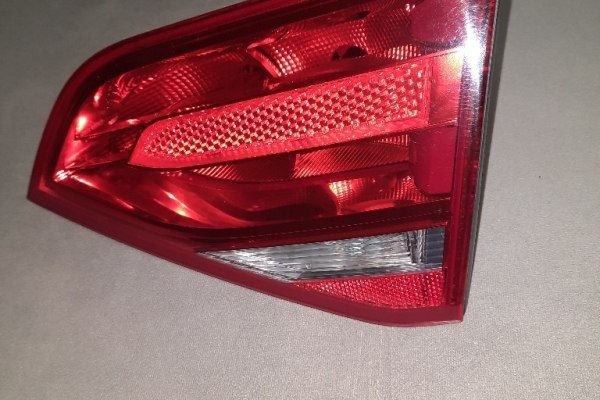 Ogłoszenie - Sprzedam: oryginalna lampa (prawy tył ) Audi A4 B8 (Sedan). Zdjęcie 3