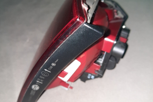 Ogłoszenie - Sprzedam: oryginalna lampa (prawy tył ) Audi A4 B8 (Sedan). Zdjęcie 7