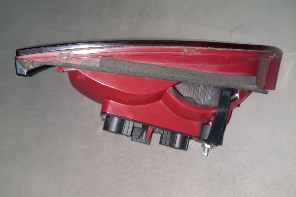 Ogłoszenie - Sprzedam: oryginalna lampa (prawy tył ) Audi A4 B8 (Sedan). Zdjęcie 9