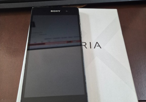 Ogłoszenie - Sprzedam telefon komórkowy SONY Xperia E5 (2). Zdjęcie 1