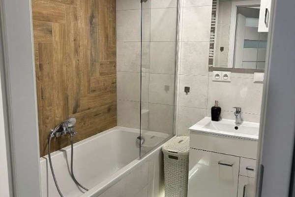 Ogłoszenie - 1pok, 25met, Okolice Komorowskiej BALKON/MP/WINDA/2018 (Wrocław). Zdjęcie 5