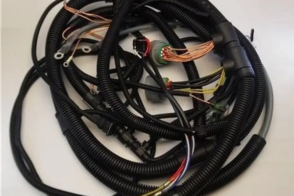 Ogłoszenie - Wiązki instalacje elektryczne koparek minikoparek ładowarek Regeneracja Naprawa. Zdjęcie 2