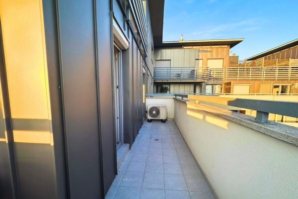 Ogłoszenie - 2pok, 50met, Okolice Pochyłej BALKON / GARAŻ / WINDA / 2013 (Wrocław). Zdjęcie 8