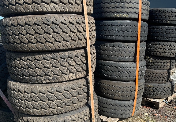Ogłoszenie - Używane opony ciężarowe 385/65R22.5. Zdjęcie 1
