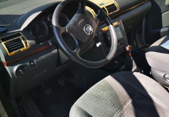 Ogłoszenie - Sprzedam Seat Alhambra 1.9 tdi 2002rok. Zdjęcie 4