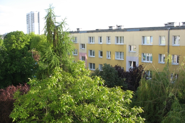 Ogłoszenie - Mieszkanie Poznań Rataje 47,2m2 3 pokoje 4/4 Osiedle Bohaterów II Wojny Światowej duża loggia pełna własność z KW. Zdjęcie 2