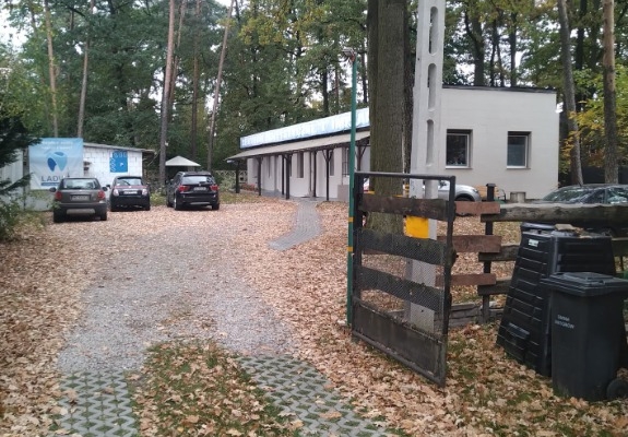 Ogłoszenie - Budynek użytkowo-mieszkalny 45km od Warszawy. Zdjęcie 1