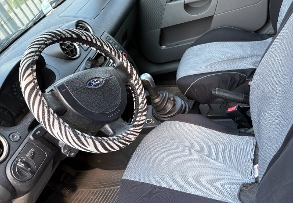 Ogłoszenie - Ford Fiesta 1.4 2002r. Zdjęcie 8