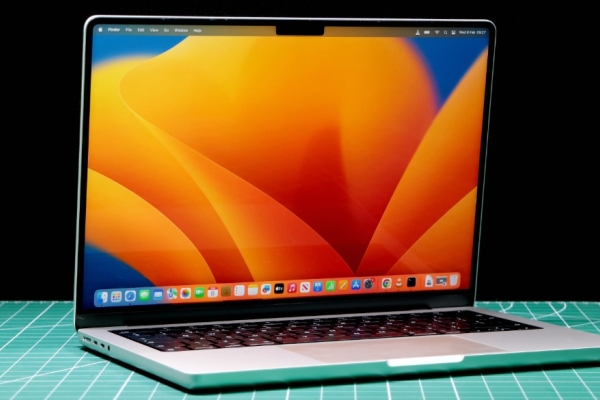 Ogłoszenie - Nowe laptopy Apple: Samsung Galaxy Tab Active5 Pro, Samsung Galaxy Tab S10 FE+, Apple Watch Series 10 46mm. Zdjęcie 1