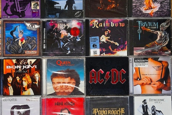 Ogłoszenie - Polecam Podwójny Album 2X CD Koncert Kultowego  Zespołu BLACK SABBATH CD. Zdjęcie 5