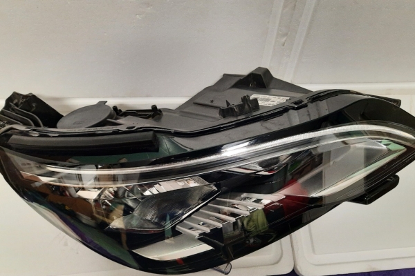 Ogłoszenie - Polecam -Lampa przednia prawa Peugeot 3008 i5008 II 2016-2021. Zdjęcie 5