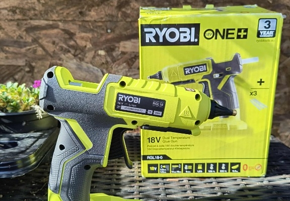 Ogłoszenie - Pistolet do klejenia RYOBI ONE+, 18V, BEZ BATERII. Zdjęcie 1