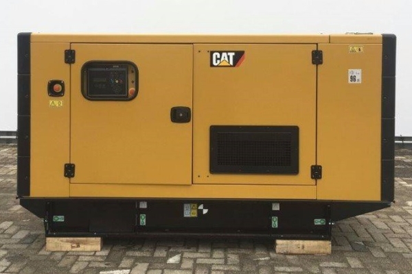 Ogłoszenie - Generator diesla 110 KWA. Caterpillar DE110E2. Zdjęcie 1