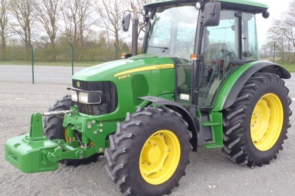 Ogłoszenie - Ciągnik rolniczy 2010 JOHN DEERE 5080. Zdjęcie 1