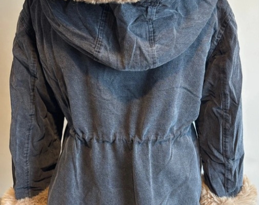Ogłoszenie - Kurtka damska dwustronna zimowa z futerkiem ciepła parka beżowo czarna/ rozmiar XL,L,M,S. Zdjęcie 2