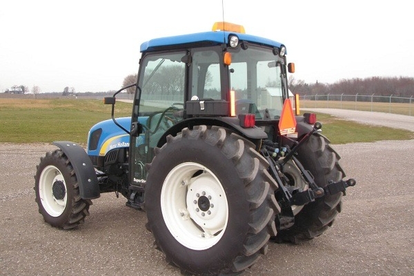 Ogłoszenie - Ciągnik rolniczy 2008 NEW HOLLAND T4030 MFWD. Zdjęcie 4