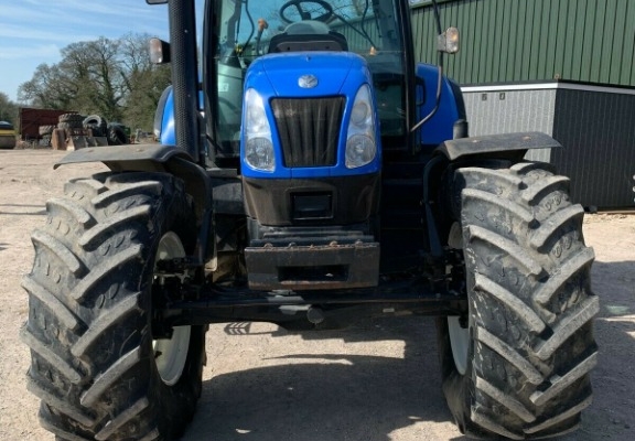 Ogłoszenie - Ciągnik rolniczy 2011 NEW HOLLAND T6070. Zdjęcie 2