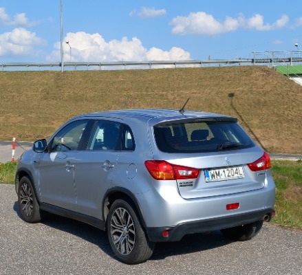 Ogłoszenie - ASX 2016 1,6l, 117 KM, mało km, bogato wyposażone. Zdjęcie 3