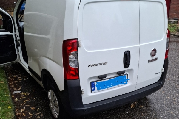 Ogłoszenie - Sprzedam Samochód Dostawczy Fiat Fiorino 1,3- Euro 5 -2016 -F,-Vat. Zdjęcie 3