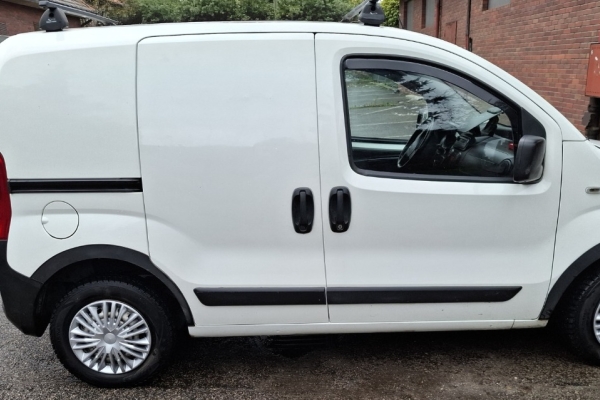 Ogłoszenie - Sprzedam Samochód Dostawczy Fiat Fiorino 1,3- Euro 5 -2016 -F,-Vat. Zdjęcie 2