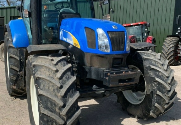 Ogłoszenie - Ciągnik rolniczy 2011 NEW HOLLAND T6070. Zdjęcie 6