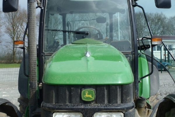 Ogłoszenie - Ciągnik rolniczy 2010 JOHN DEERE 5080. Zdjęcie 4