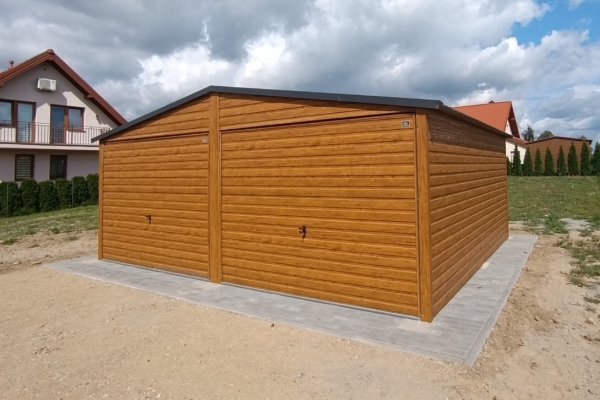 Ogłoszenie - Garaż blaszany dwustanowiskowy 6×5m brama uchylna, dach dwuspadowy, złoty dąb PREMIUM. Zdjęcie 2