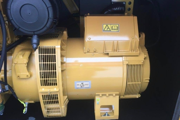 Ogłoszenie - Generator diesla 110 KWA. Caterpillar DE110E2. Zdjęcie 7