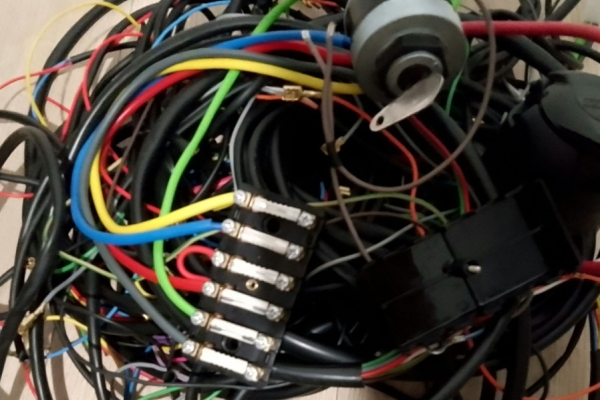 Ogłoszenie - Instalacja elektryczna Zetor 5011, 6011, 6045 ,7011 ,7045. Zdjęcie 1