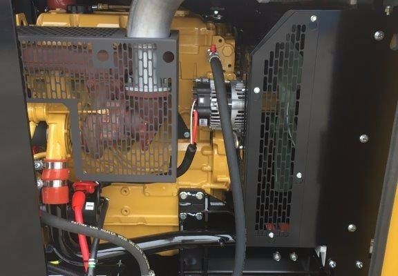 Ogłoszenie - Generator diesla 110 KWA. Caterpillar DE110E2. Zdjęcie 6