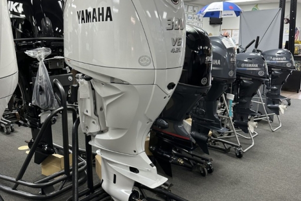 Ogłoszenie - Yamaha 300HP 4 stroke Outboard Motor. Zdjęcie 2