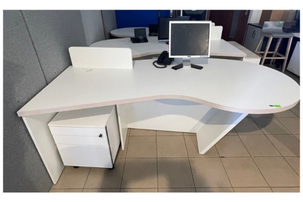 Ogłoszenie - Biurko gabinetowe. Zdjęcie 3