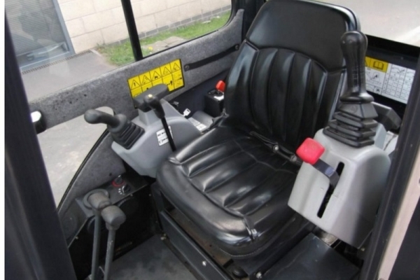 Ogłoszenie - Minikoparka Bobcat 323 Mini Excavator-2009. Zdjęcie 9